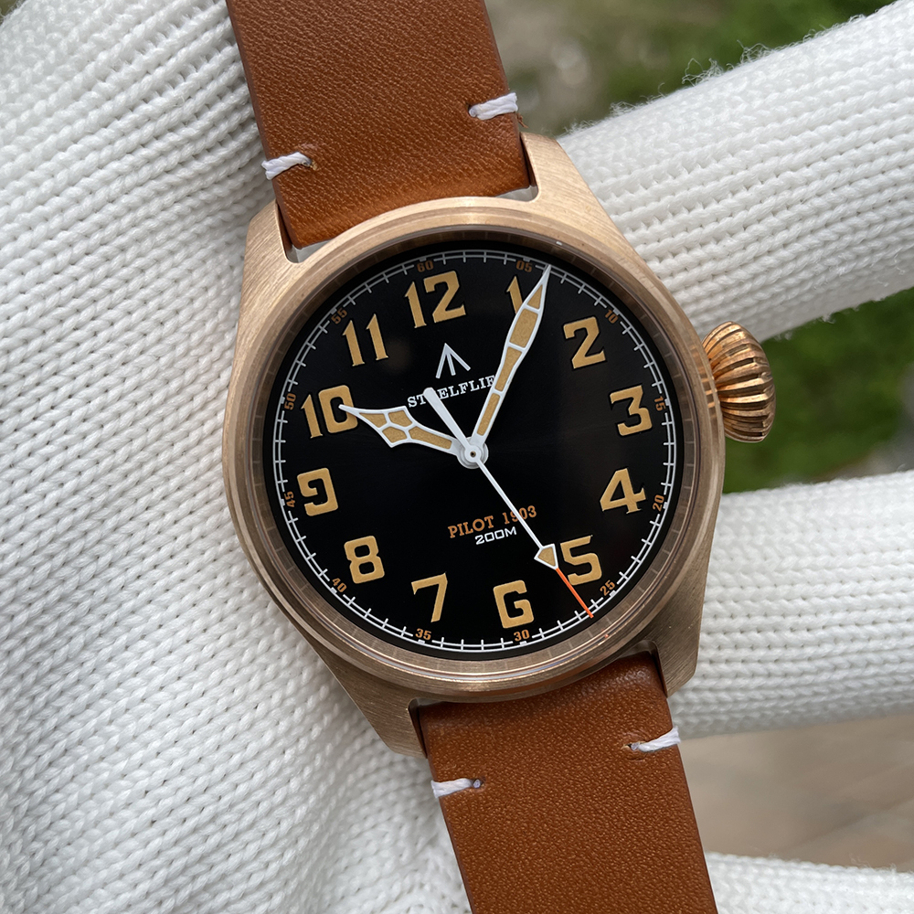 STEELFLIER SF740VS Swiss Super Luminous VH31 Movement Bronze Watch Synthetic Sapphire Mirror 200 Meters Waterproof Men's Watch