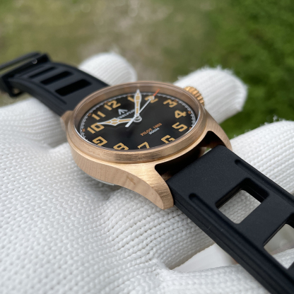 STEELFLIER SF740VS Swiss Super Luminous VH31 Movement Bronze Watch Synthetic Sapphire Mirror 200 Meters Waterproof Men's Watch
