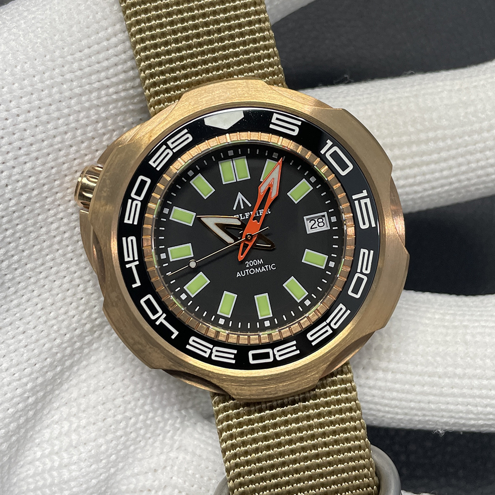 STEELFLIER Official SF762S Bronze Men Mechanical Watch Japan NH35 Movement Super Luminous 20Bar Waterproof Vintage Diver Wristwatch