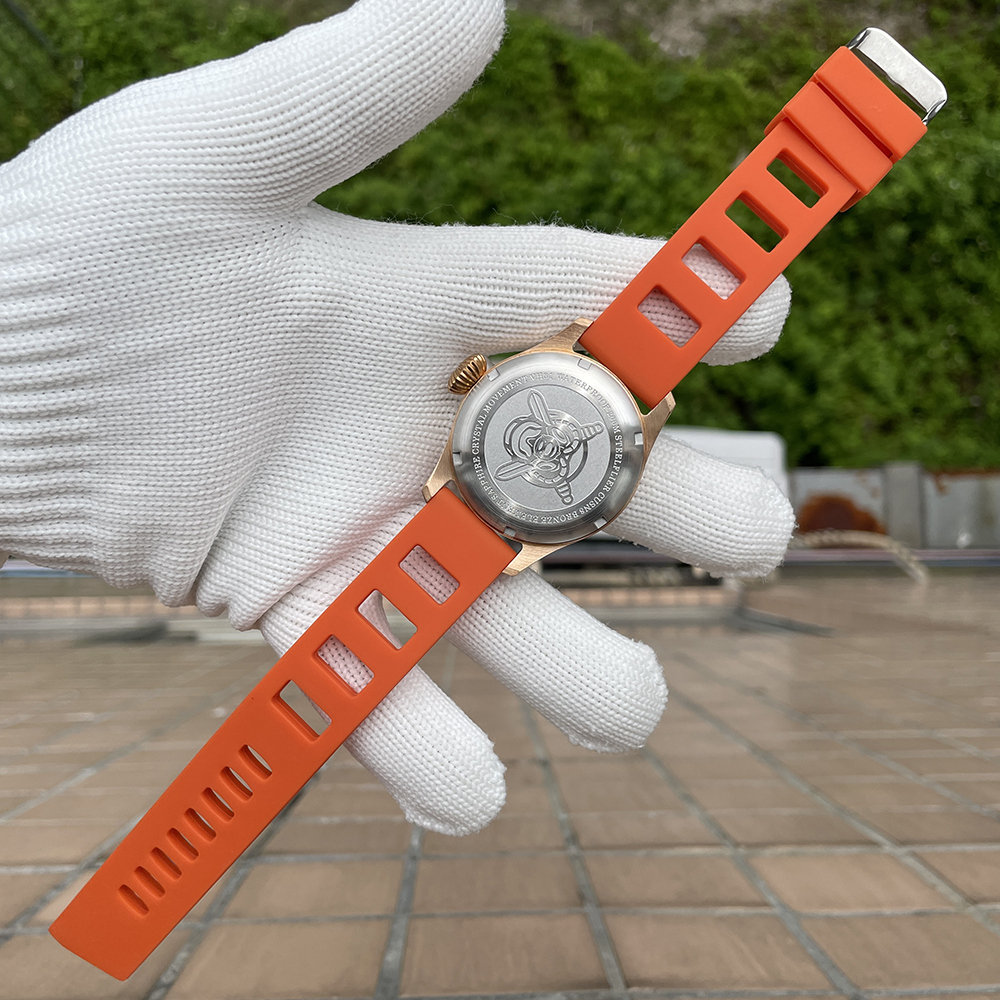 STEELFLIER SF740VS Swiss Super Luminous VH31 Movement Bronze Watch Synthetic Sapphire Mirror 200 Meters Waterproof Men's Watch