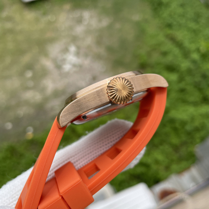 STEELFLIER SF740VS Swiss Super Luminous VH31 Movement Bronze Watch Synthetic Sapphire Mirror 200 Meters Waterproof Men's Watch