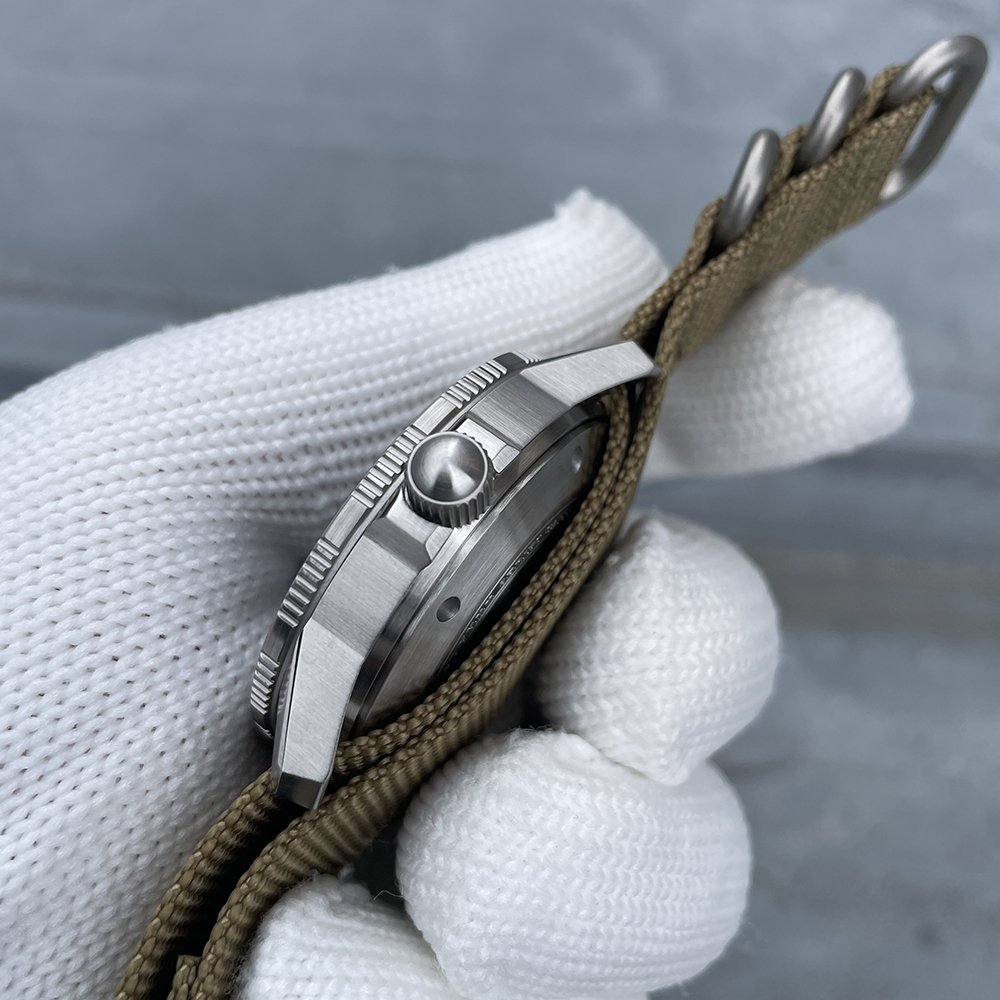 STEELFLIER Official SF787 Luxury Men Dive Watch Double Calendar NH36 Movement Super Luminous 200M Waterproof Mechanical Wristwatch