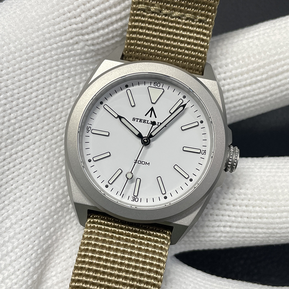 STEELFLIER Official SF726 Luxury Quartz Wristwatch Super Luminous VH31 Mute Movement 20Bar Waterproof Fashion Dive White Watch