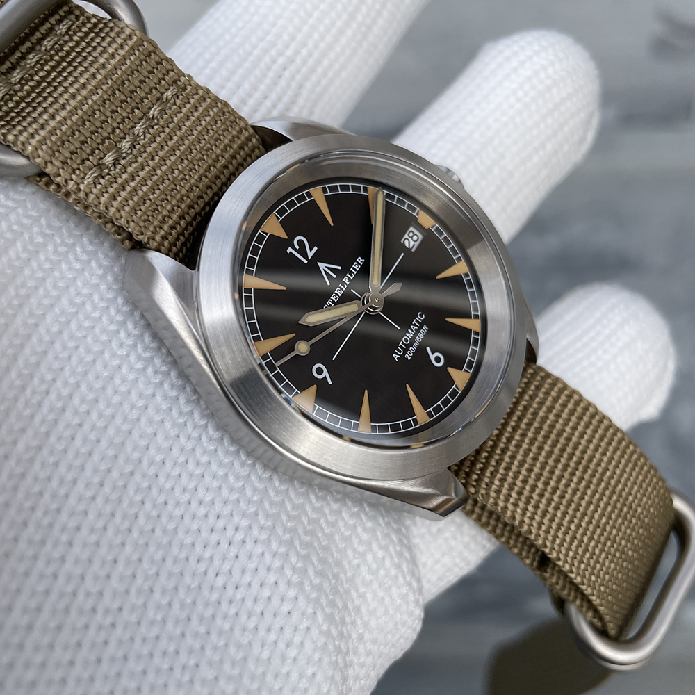 STEELFLIER SF751-HH Luxury Fashion Mechanical Watch NH35 Movement Super Luminous Dive Watch 20Bar Waterproof Men's Classic Wristwatch