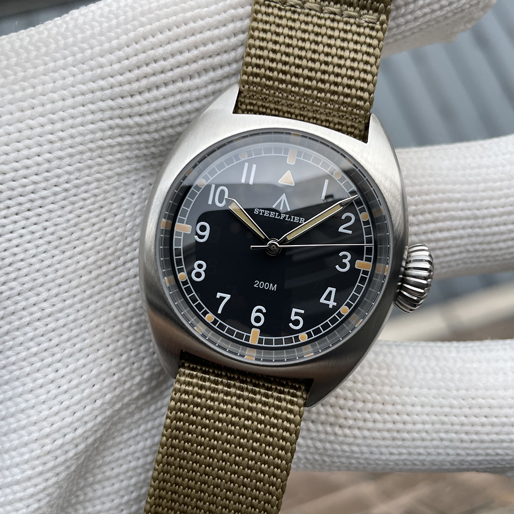 STEELFLIER Official SF745 Luxury Quartz Wristwatch Unisex 36MM Case Swiss Luminous VH31 Mute Movement 200M Waterproof Dive Watch