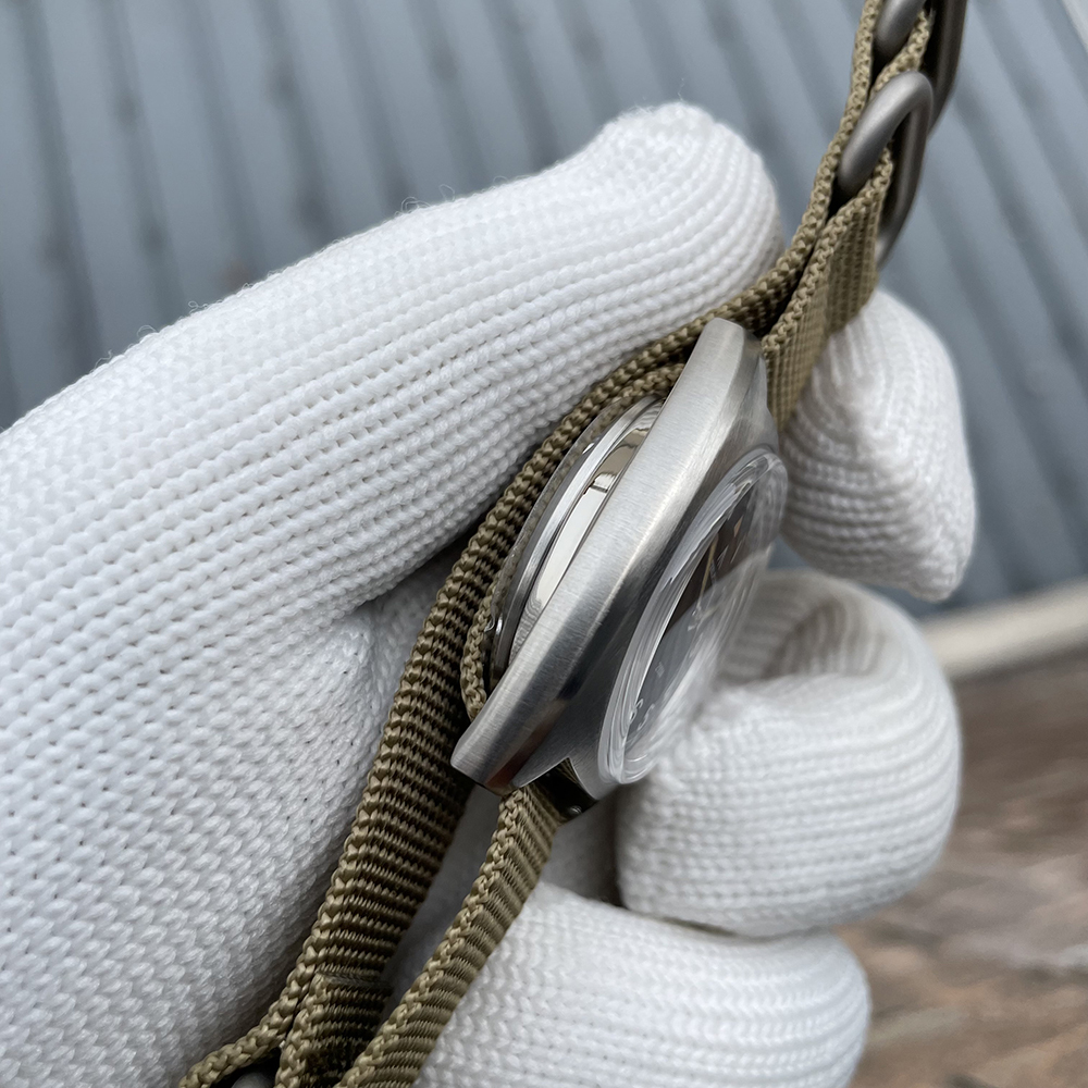 STEELFLIER Official SF745 Luxury Quartz Wristwatch Unisex 36MM Case Swiss Luminous VH31 Mute Movement 200M Waterproof Dive Watch