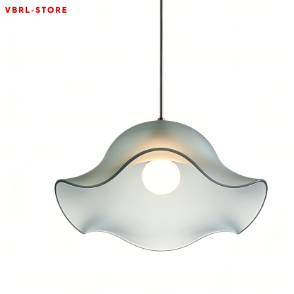 Wavy-edged pendant lamp