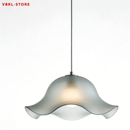 Wavy-edged pendant lamp