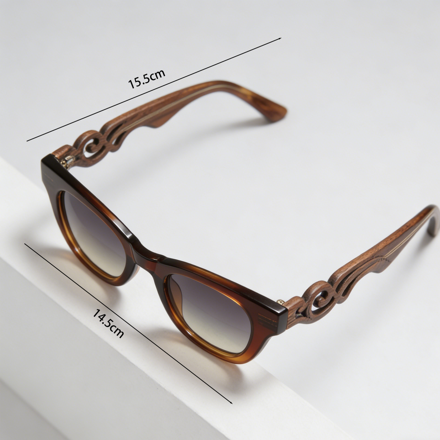  Okulary przeciwsłoneczne klasyczne 