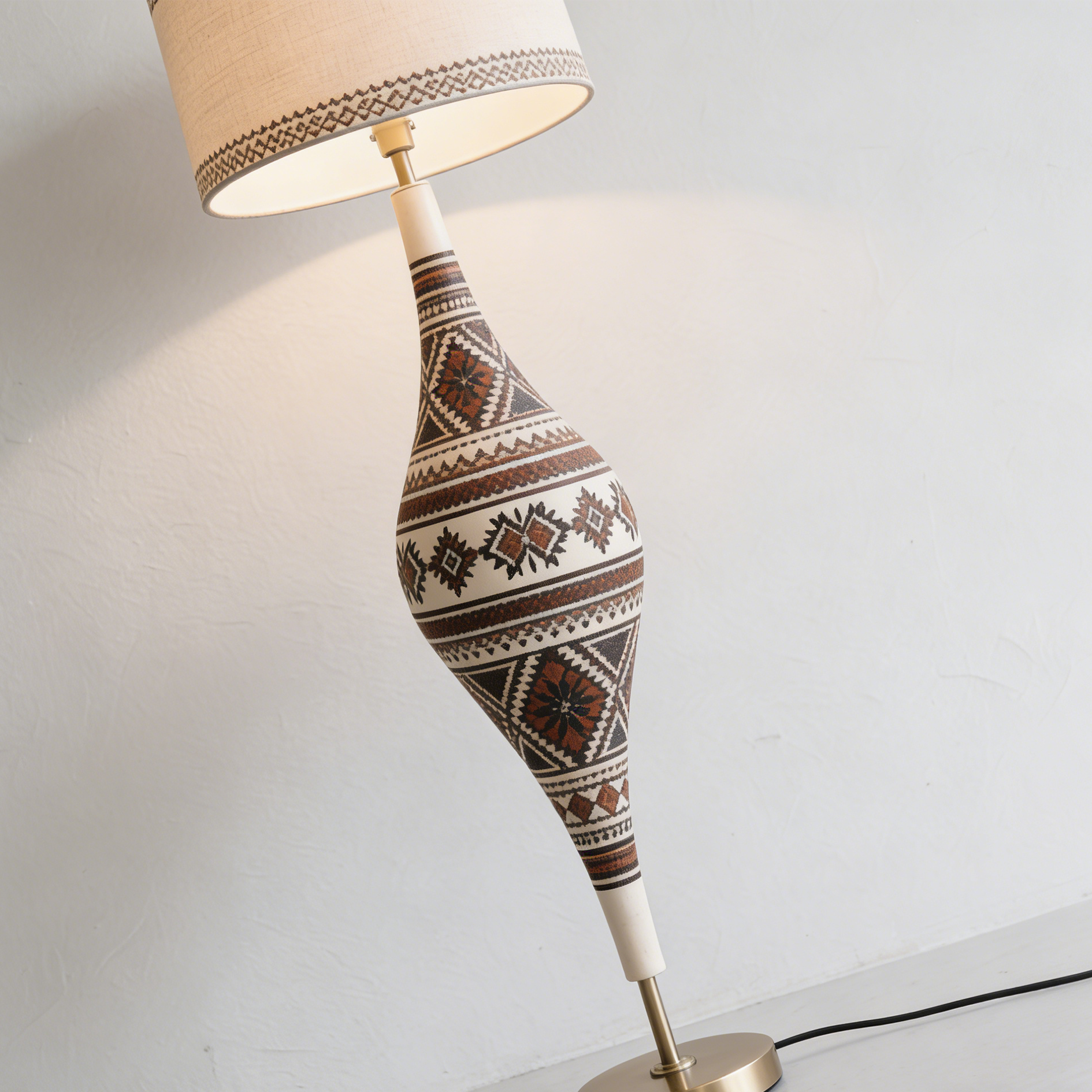  Lampa stojąca nowoczesna 