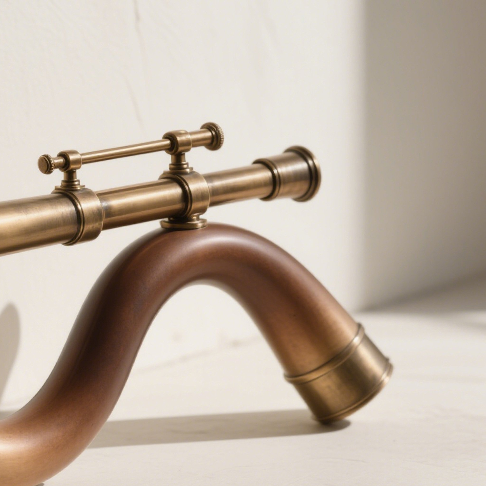 Klasszikus antik teleszkóp részletei