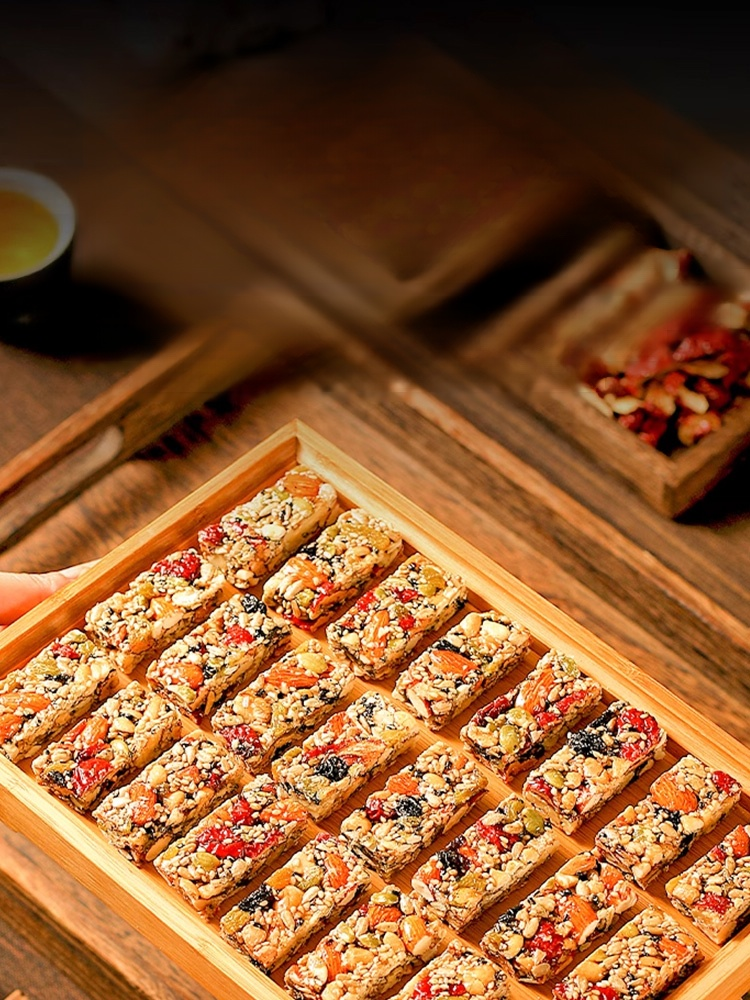 Ręcznie krojone mieszane orzechy