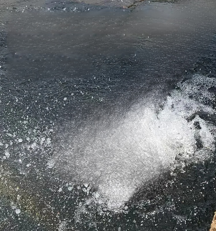 Pielenie i luzowanie kół kosiarek do trawy