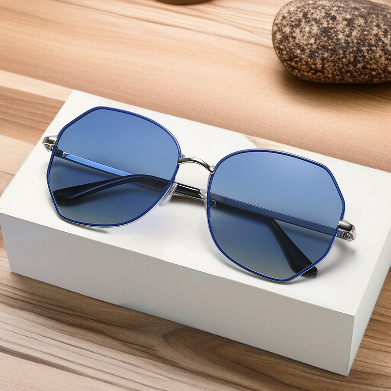 Oversized UV Protection Sunglasses for Women