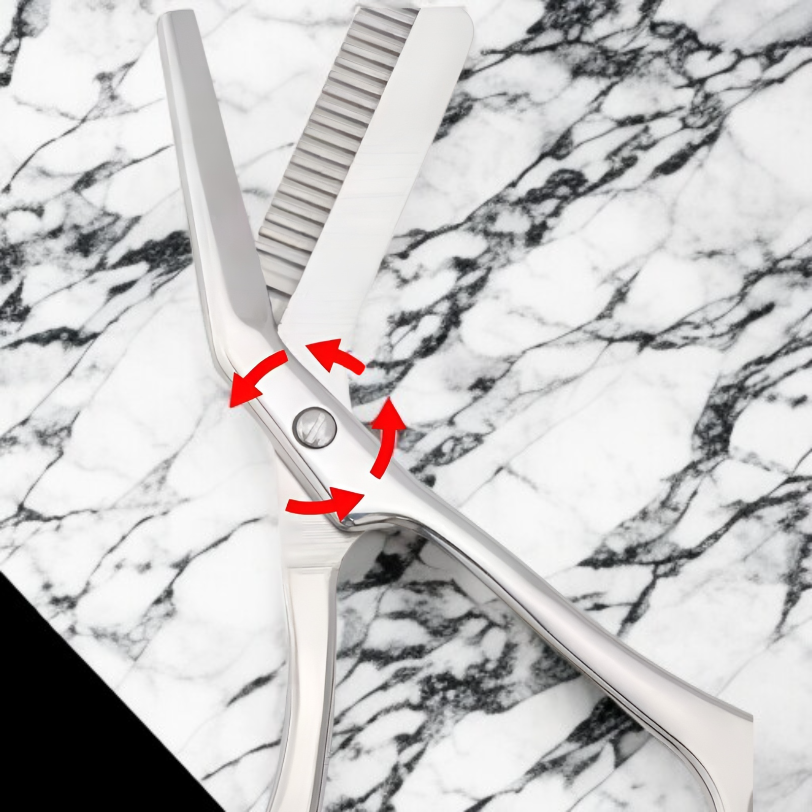 Nożyczki do brwi wykonane ze stali nierdzewnej