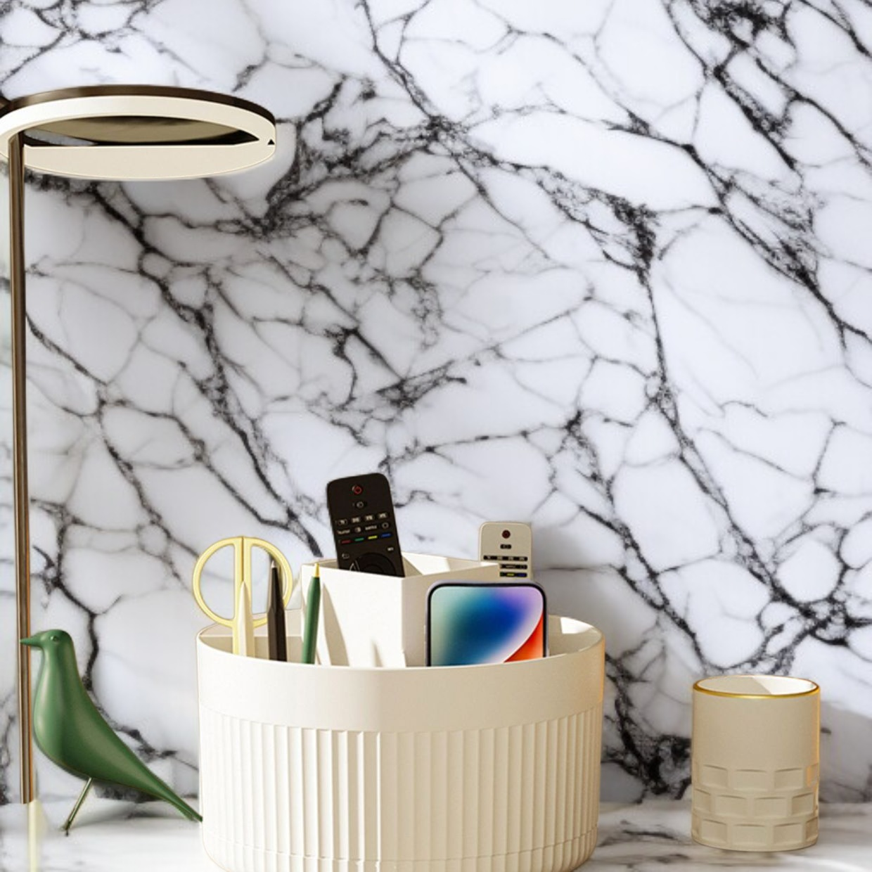 Pudełko do makijażu z miejscem na pędzle i kosmetyki