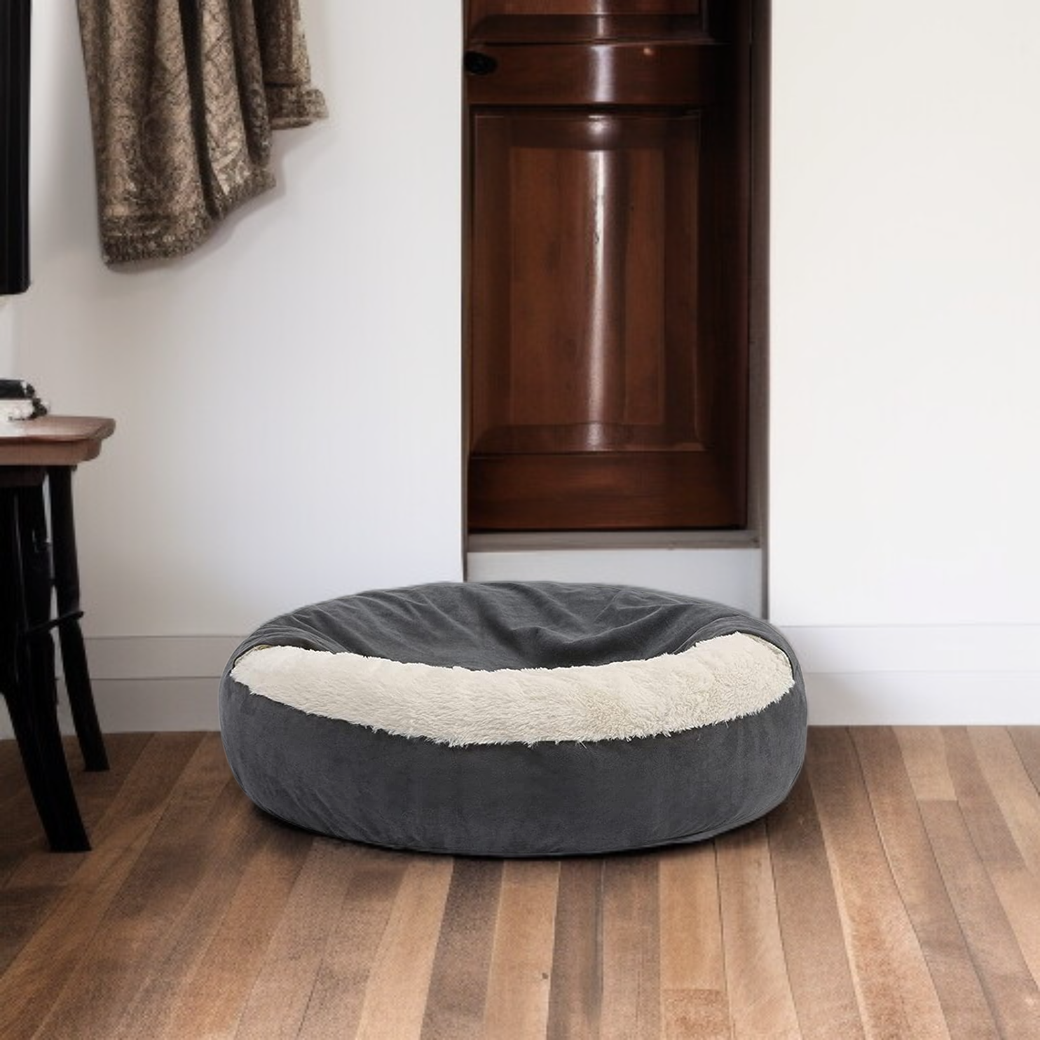 Winter Semi-Enclosed Dog Kennel