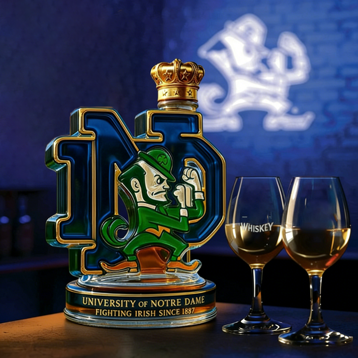 University Of Notre Dame Fighting Irish Whiskey Bottle - Nd Monogram Collectible Glass Decanter