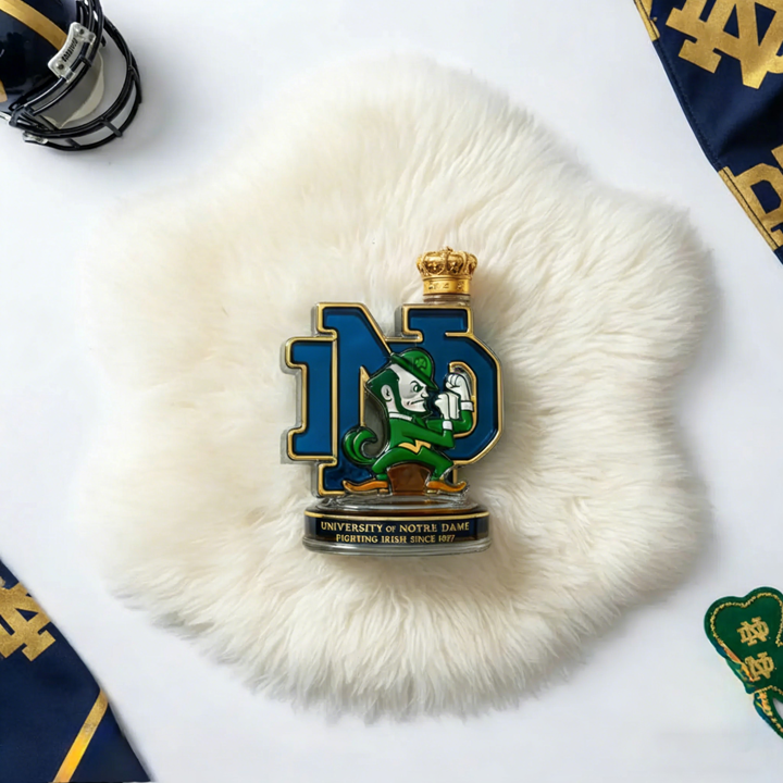 University Of Notre Dame Fighting Irish Whiskey Bottle - Nd Monogram Collectible Glass Decanter