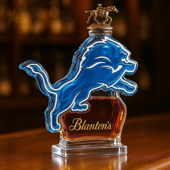 Detroit Lions Custom Whiskey Bottle - Combining Sporty Spirit with the Elegance of Whisky
