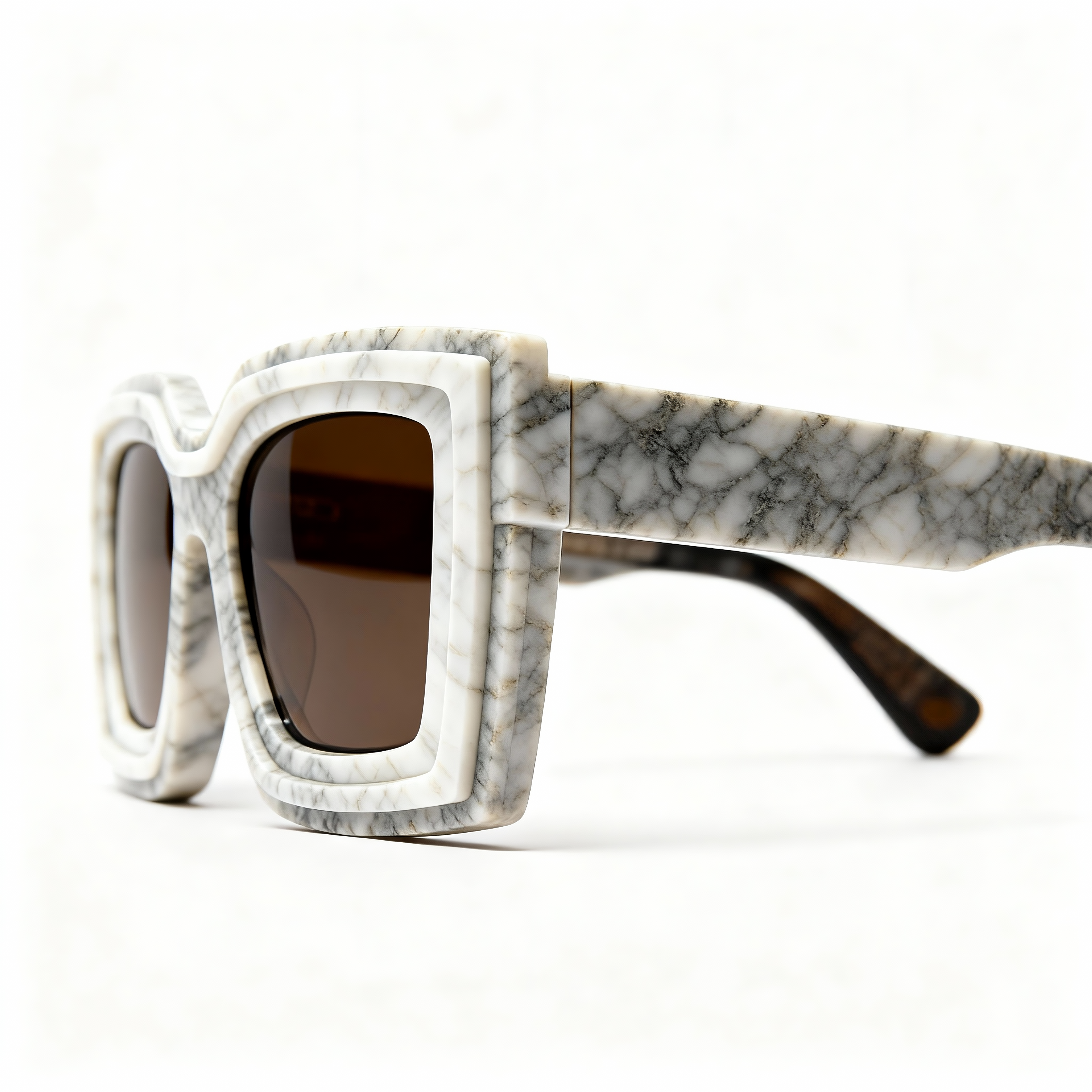 Natural stone patterned sunglasses