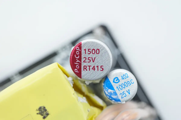 PolyCap柏瑞凯 1500μF25V