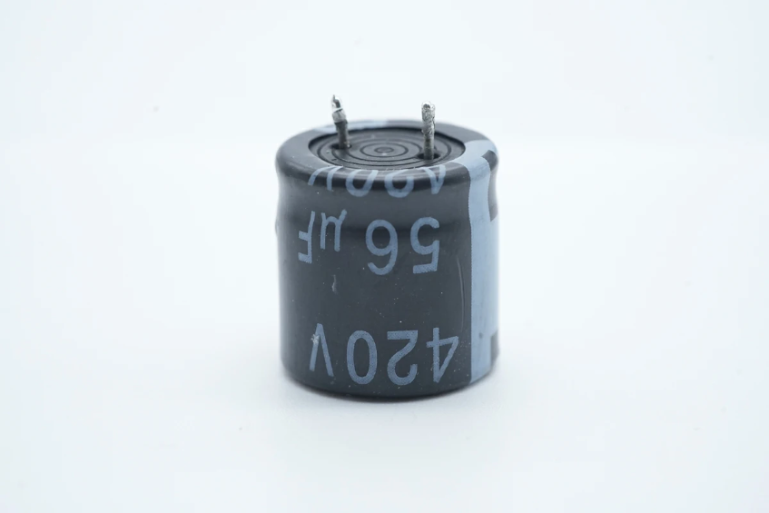 ZTC  47μF420V