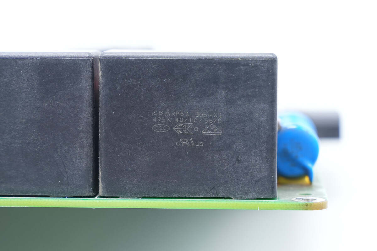 厦门法拉电子 4.7μF