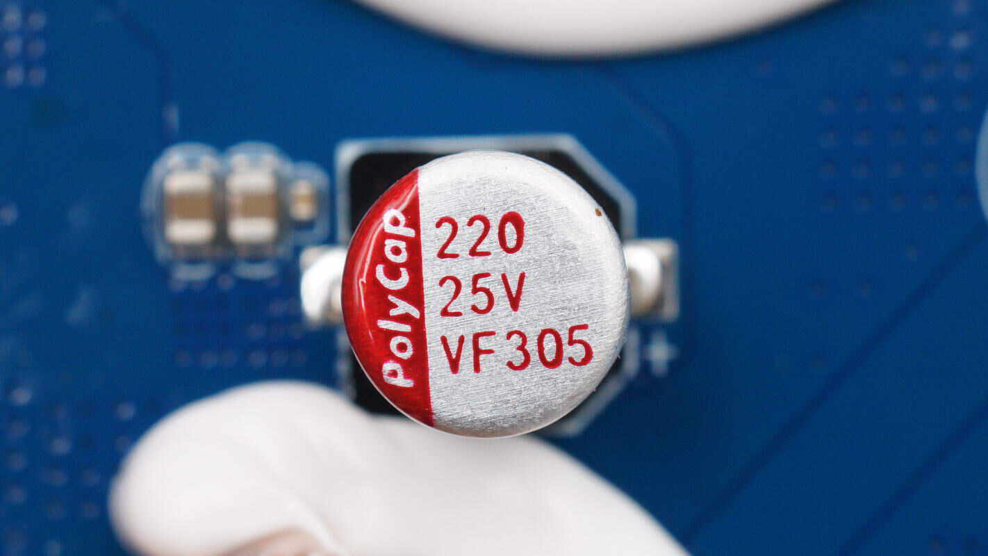 Polycap柏瑞凯 25V220μF