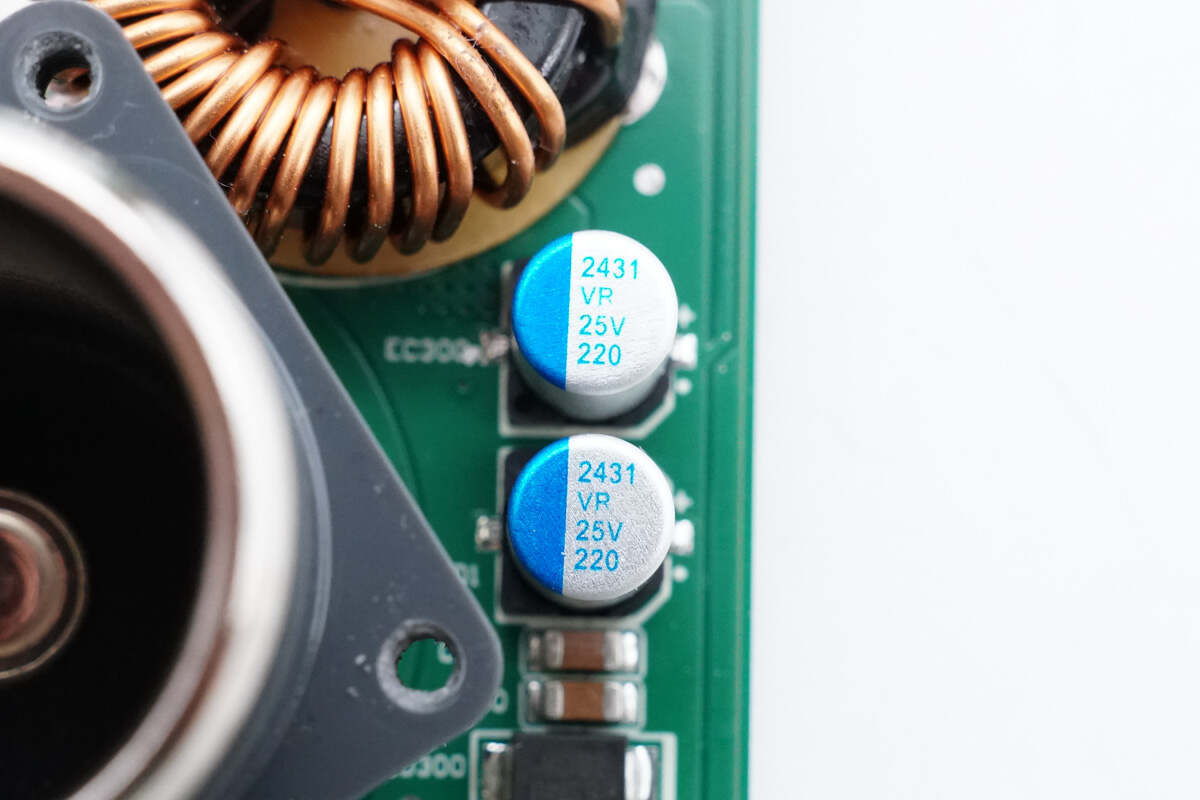 Koshin东佳 25V220μF