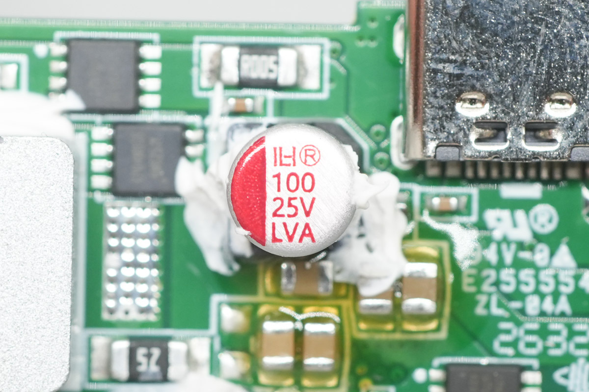CHAOHUI 超慧 100μF25V