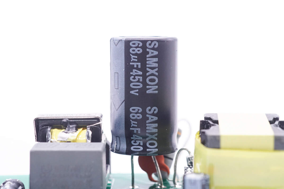 SamXon 万裕 68μF450V