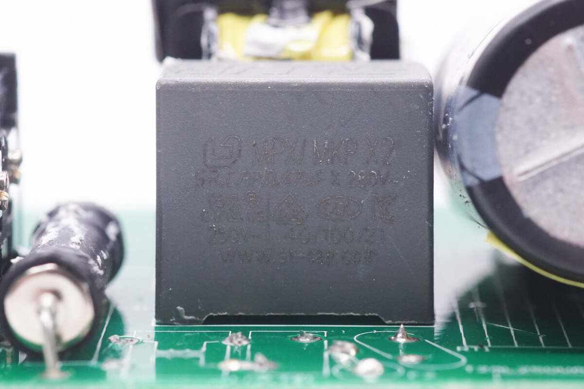 深圳塑镕 0.47μF X2