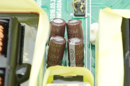 elite金山 220μF16V