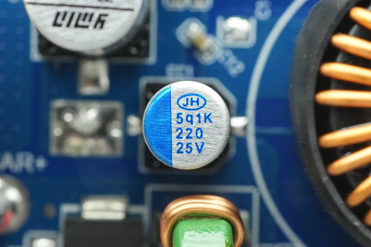 Jianghai江海 25V220μF