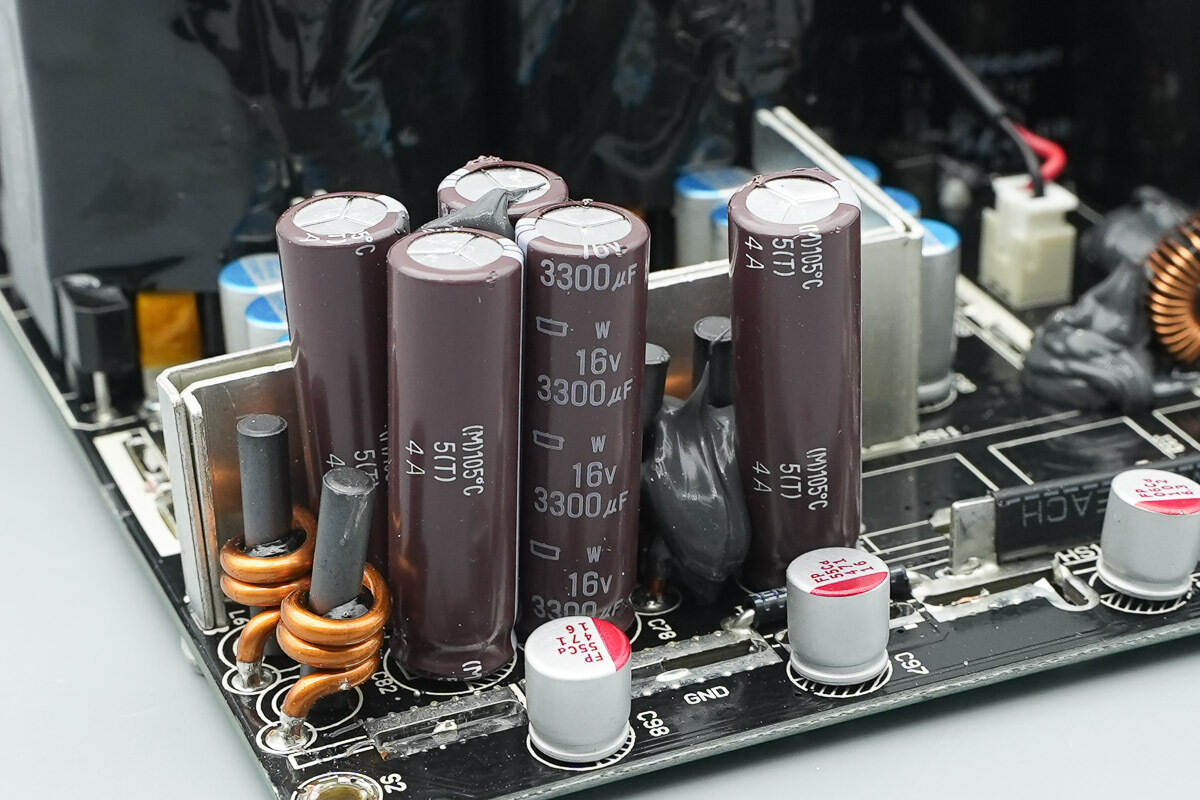 NCC贵弥功 16V3300μF