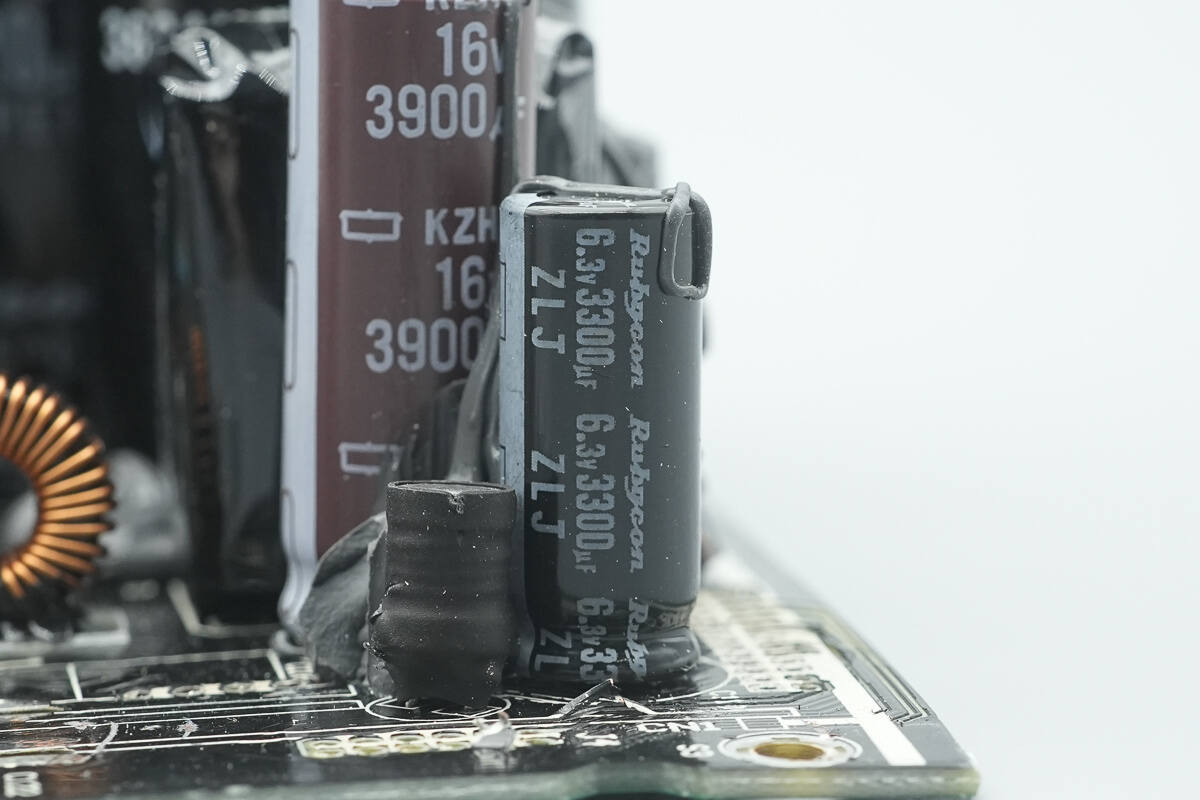 Rubycon红宝石 6.3V3300μF