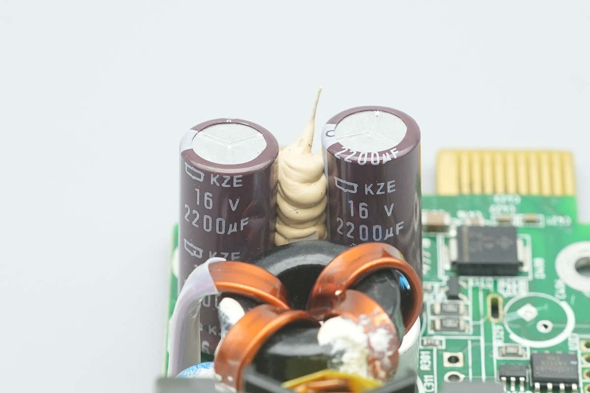NCC贵弥功 16V2200μF
