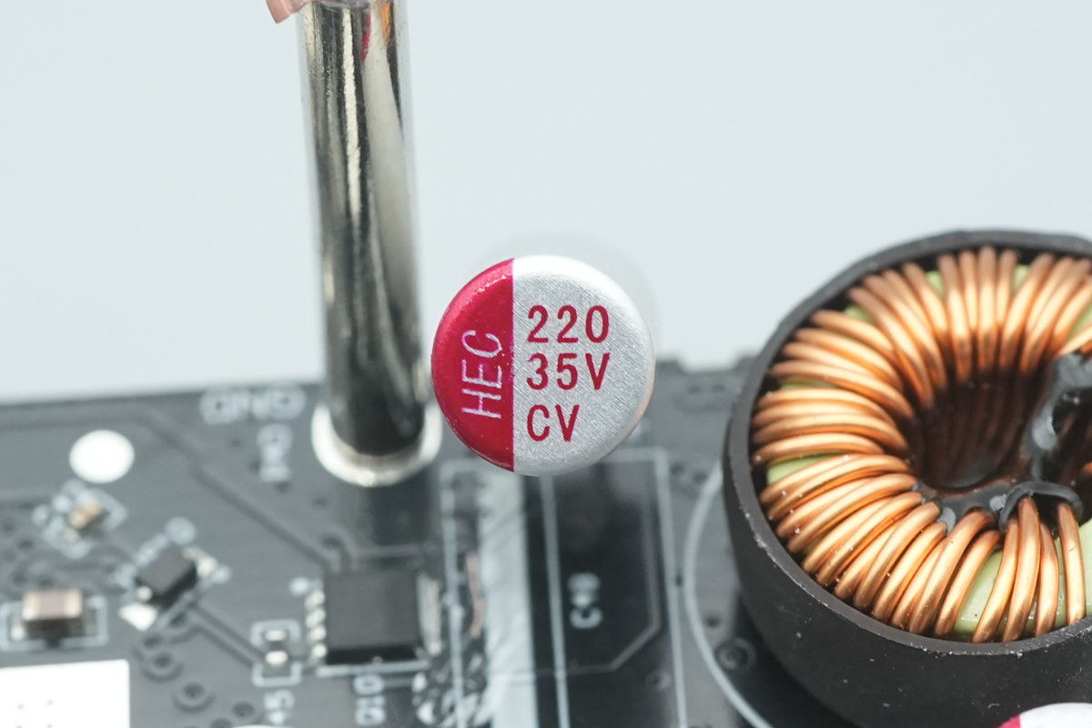 HEC 35V220μF