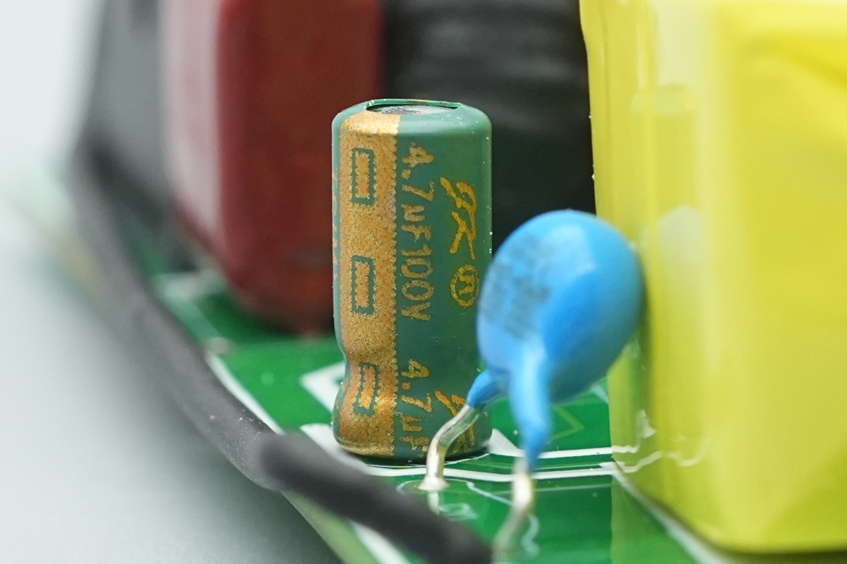 JK军康 100V 4.7μF