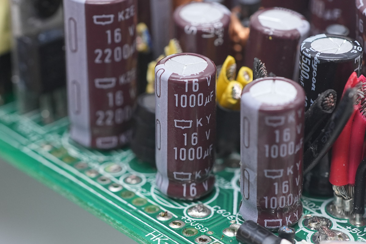 NCC贵弥功 1000μF16V