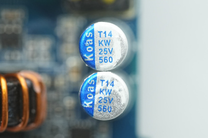 Koshin东佳 25V560μF