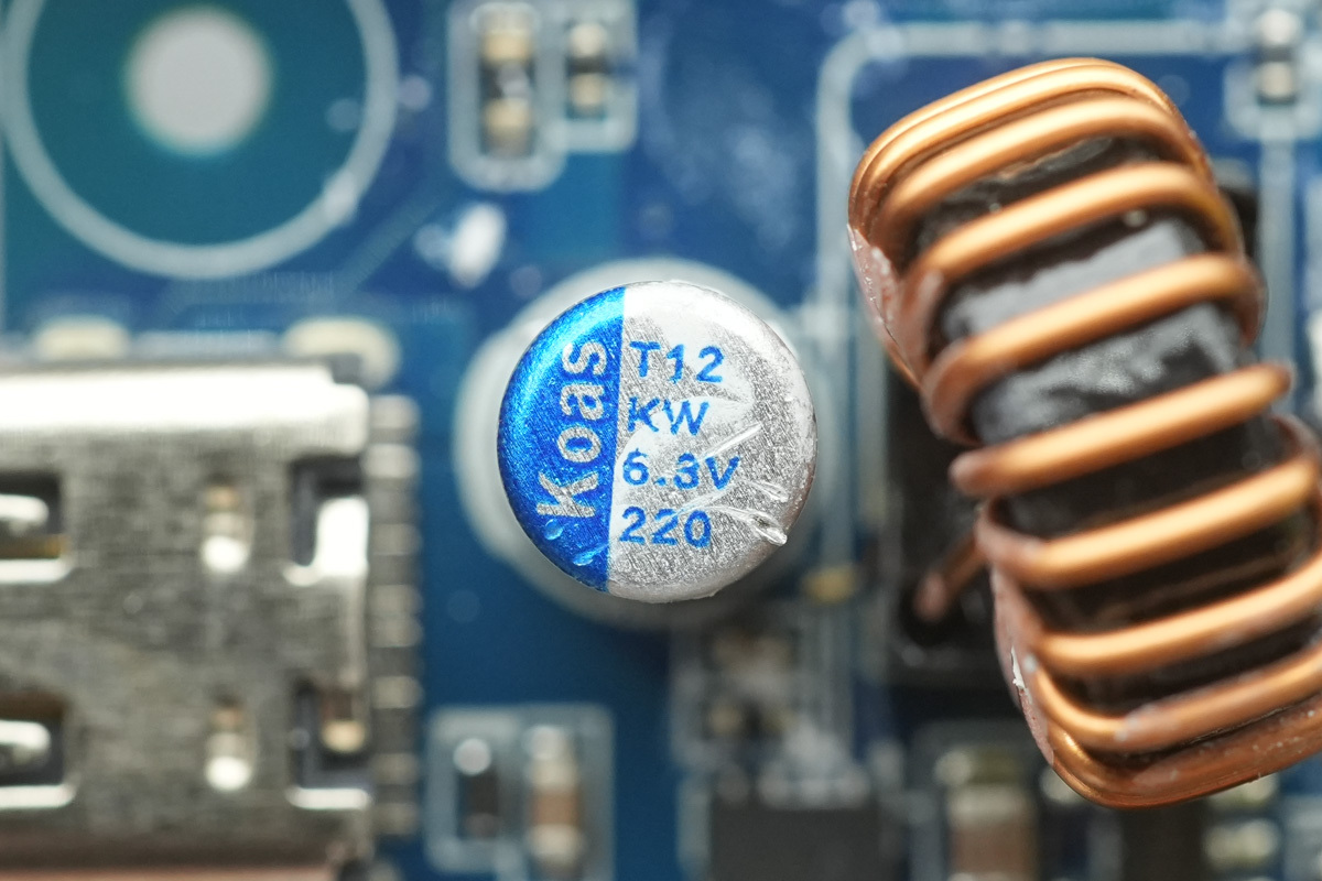 KOSHIN东佳 6.3V220uF