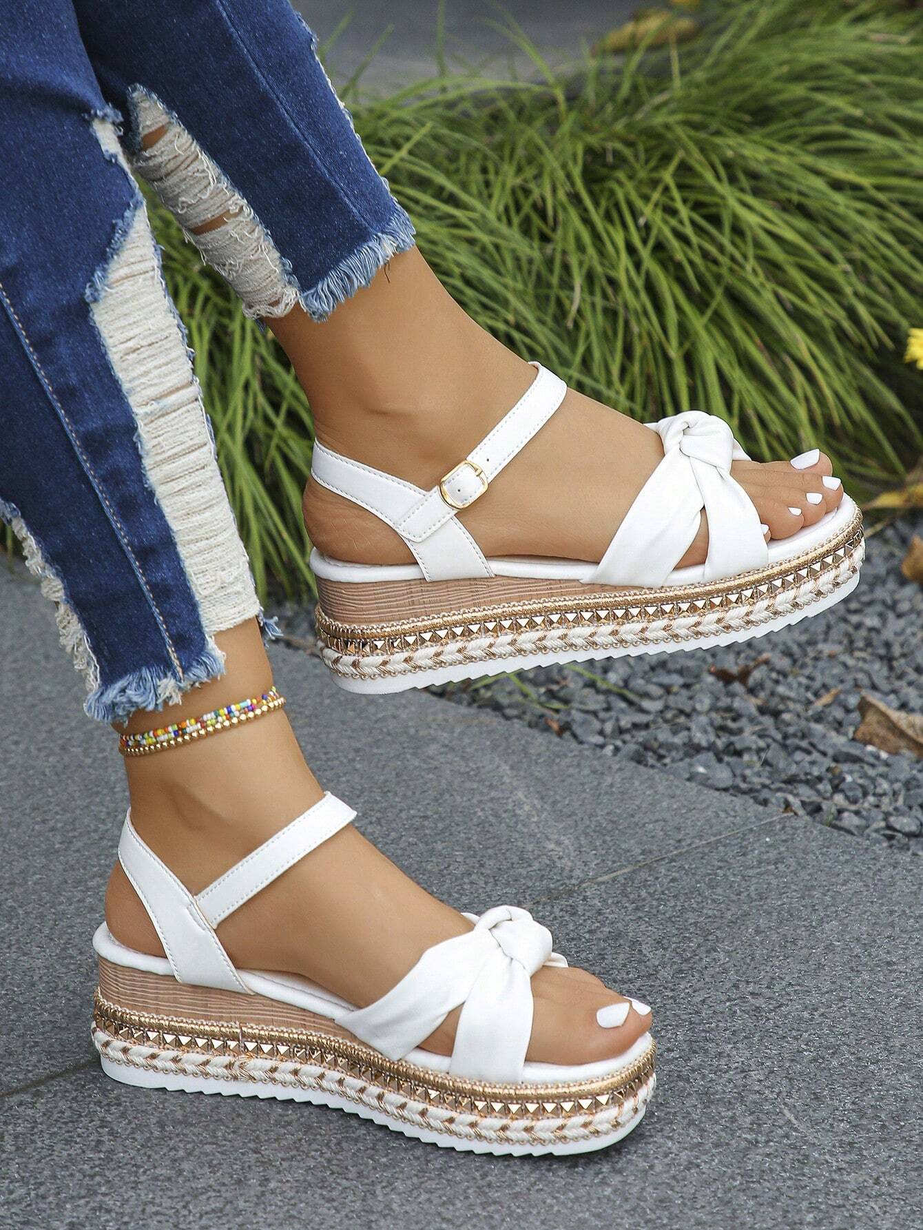 2026 Summer New Fashion Rivet Decor Ankle Strap One-Buckle Wedge Sandals