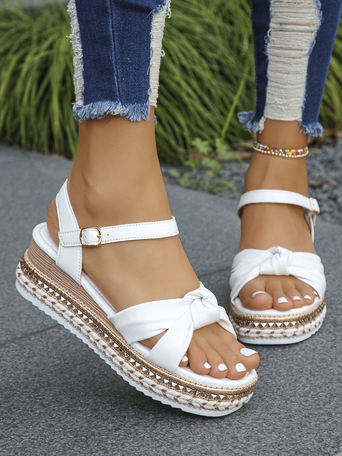2026 Summer New Fashion Rivet Decor Ankle Strap One-Buckle Wedge Sandals