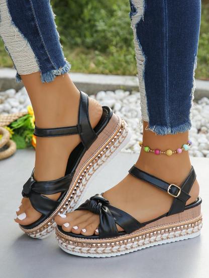 2026 Summer New Fashion Rivet Decor Ankle Strap One-Buckle Wedge Sandals