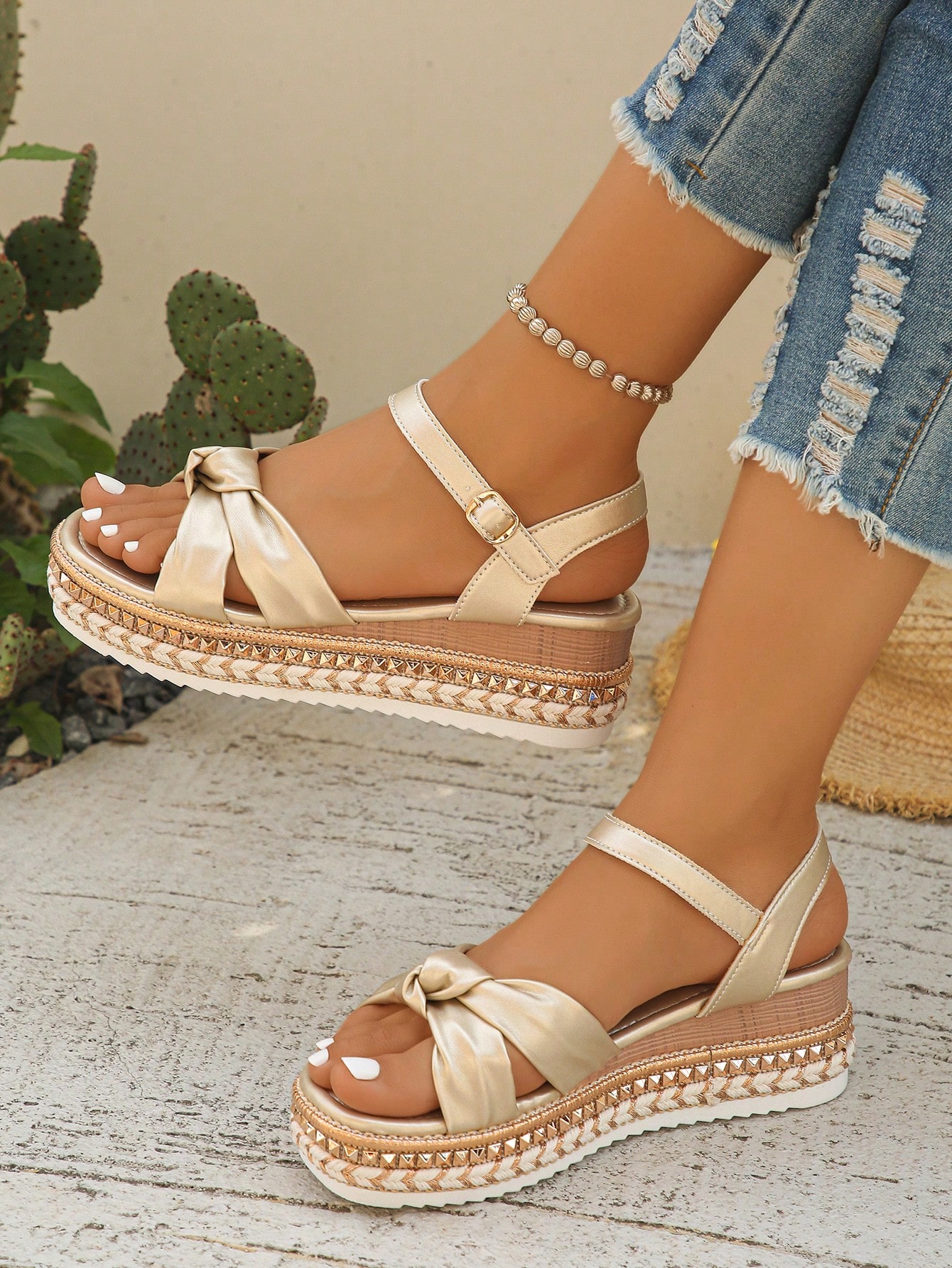 2026 Summer New Fashion Rivet Decor Ankle Strap One-Buckle Wedge Sandals