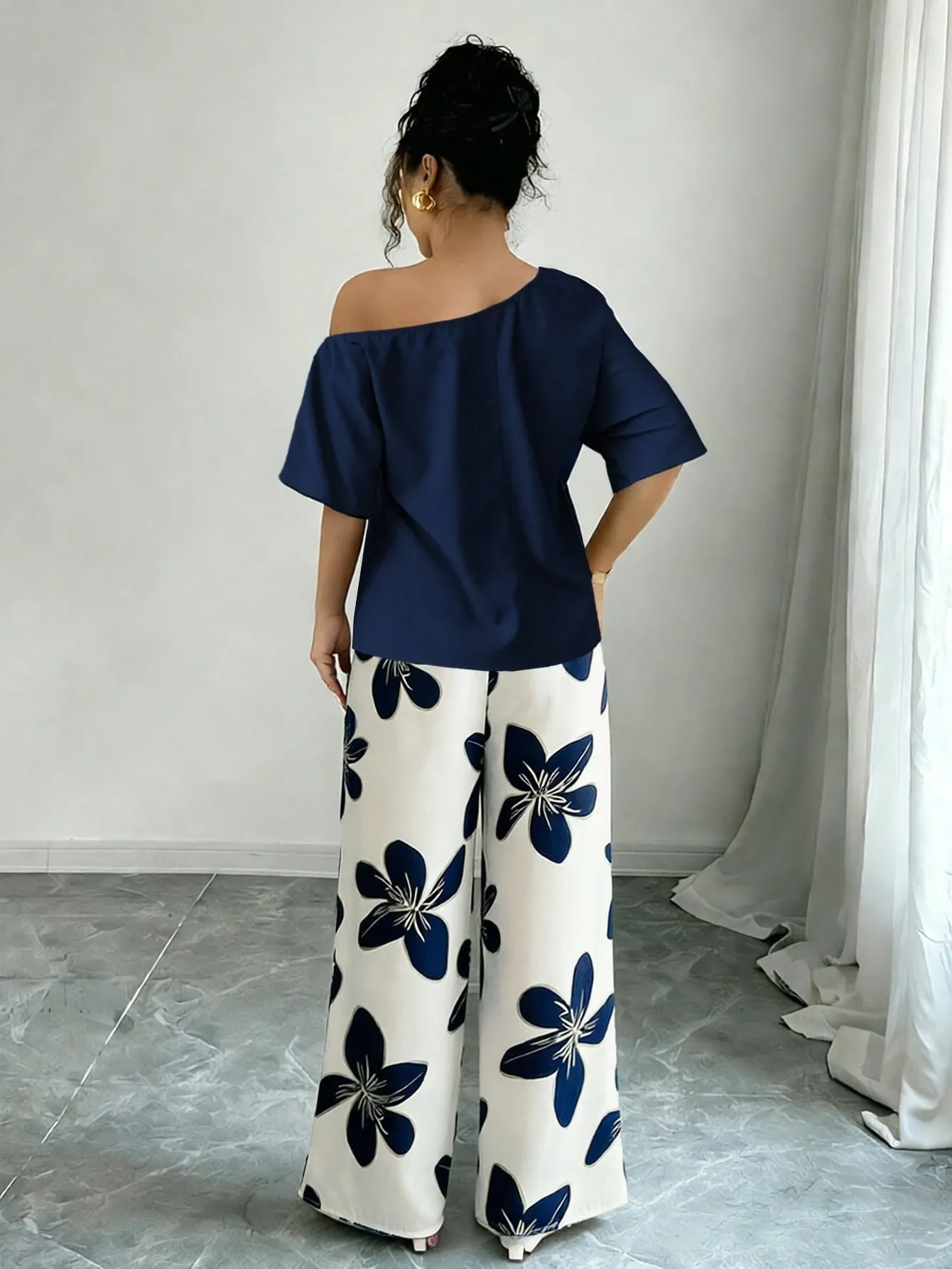 Women Summer Casual Solid Color Asymmetrical Shoulder Top And Floral Print Pants Set