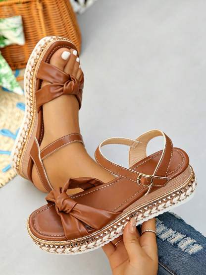 2026 Summer New Fashion Rivet Decor Ankle Strap One-Buckle Wedge Sandals