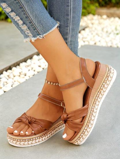 2026 Summer New Fashion Rivet Decor Ankle Strap One-Buckle Wedge Sandals